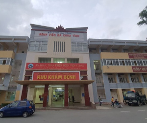 Nam thanh niên 28 tuổi tự chặt đứt 3 ngón tay rồi nhảy từ tầng 4 bệnh viện tự tử