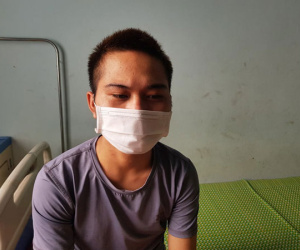 Nạn nhân thứ 2 bị bà chủ quán bánh xèo đánh đập: 'Bà chủ cầm dao chém vào tay, không cho đi khâu, vết thương không cầm máu được'
