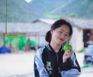 Nữ sinh bán lê: Đổi đời sau tấm hình chụp trộm, nhan sắc hiện tại thay đổi nhanh chóng mặt