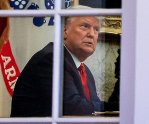 Bang Pennsylvania chứng nhận kết quả bầu cử, cánh cửa cho tổng thống Trump hẹp dần