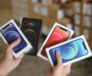 Thị trường hỗn loạn trước giờ mở bán iPhone 12
