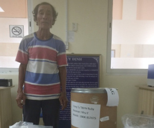 'Cửu vạn' 60 tuổi vác hơn 10 kg ma tuý từ Campuchia vào Việt Nam