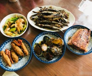 Mâm cơm KHÔNG NÊN xuất hiện món rau, món thịt, món cá này vì sẽ 'thu hút' ung thư dạ dày, bạn cũng cần ghi nhớ để tránh