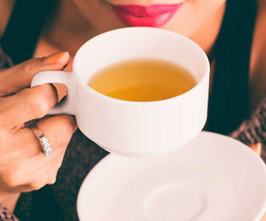 Bảo vệ sức khỏe vào mùa đông chỉ cần 'ăn nhiều 1 rau, 2 việc đúng giờ, tránh 3 quả và làm 4 điều'