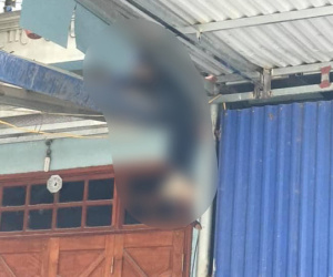 Thái Nguyên: Kinh hoàng ô tô đấu đầu xe máy, một người bị hất văng lên mái nhà tử vong