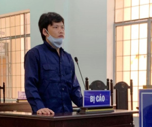 TP.HCM: Giao cấu với con gái riêng 14 tuổi của người tình, nam thanh niên nhận mức án 2 năm 6 tháng tù
