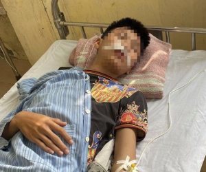 Nam sinh bị bạn cùng trường đánh hội đồng gãy răng, đa chấn thương
