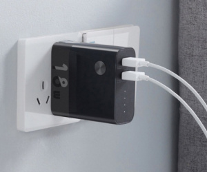 Xiaomi ra mắt củ sạc tích hợp pin dự phòng: 5000mAh, sạc nhanh 18W, 2 cổng USB-A, giá 450.000 đồng