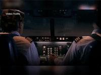 Video: Thảm kịch Boeing 737 nghiền nát máy bay cánh quạt trên đường băng