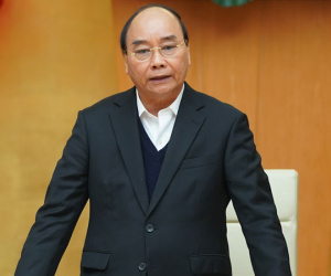 Thủ tướng Nguyễn Xuân Phúc: Tạm dừng các chuyến bay thương mại từ nước ngoài