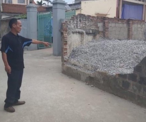 Khởi tố vụ án nữ sinh lớp 6 tử vong do tường bao đổ ở Thái Bình