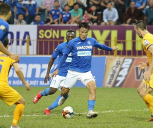 Mạc Hồng Quân 'mắc kẹt' ở CH Séc, chưa rõ ngày trở lại Việt Nam dự V.League