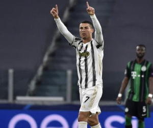 Vượt mặt Messi, Ronaldo giành giải "Bàn Chân Vàng 2020"
