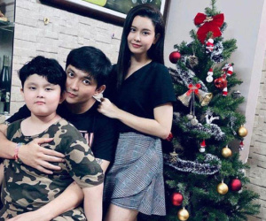 Tim khoe ảnh trang hoàng nhà cửa, chuẩn bị đón Giáng sinh bên vợ cũ Trương Quỳnh Anh và con trai