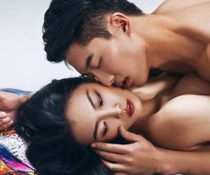Biết chồng làm việc 'mờ ám', cô vợ ấm ức cho đến khi nghe lén được cuộc nói chuyện của đồng nghiệp thì nhận ra sai lầm tai hại khi 'trên giường'