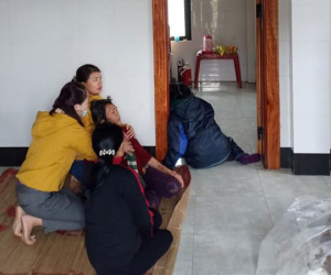 Dùng than để sưởi ấm, 4 mẹ con thương vong