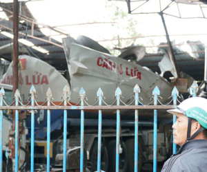 Nổ xe bồn chở xăng, 3 người nguy kịch