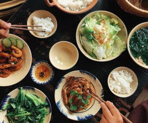 Phụ nữ thiếu âm dễ ốm yếu, già nhanh: Khuyến cáo '3 món không ăn - 3 điều nên làm' để điều hòa ngũ tạng, tăng cường sức khỏe