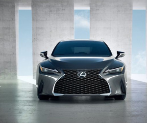 Lexus IS hoàn toàn mới rục rịch về Việt Nam, dự kiến giá bản tiêu chuẩn từ 1,9 tỷ đồng