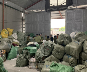 Nữ 9X làm chủ kho hàng chứa 28,3 tấn quần áo 'sida' nhập lậu