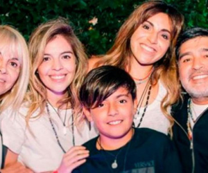 Con gái Maradona nộp đơn đòi chia tài sản
