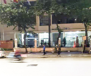 Hà Nội: Công an điều tra vụ người đàn ông 70 tuổi nằm chết bất thường giữa phố