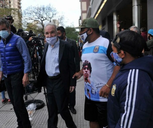 Bác sĩ cũ của Maradona trách đội ngũ y tế cẩu thả