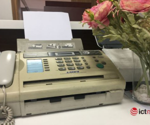 Tại sao những chiếc máy fax vẫn còn tồn tại đến nay?
