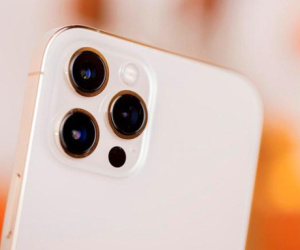 iPhone 14 có thể trang bị ống kính tiềm vọng với khả năng zoom quang học 10x?