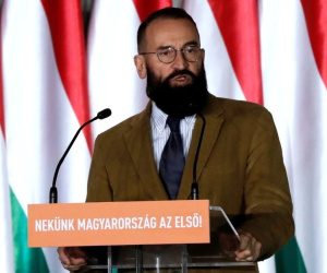 Hungary nói tiệc sex giữa Covid-19 là 'bẫy tình báo'