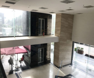 Chủ đầu tư lên tiếng vụ người đàn ông rơi từ tầng 2 xuống đất: 'Đây là thang máy chất lượng cao, hoạt động ổn định, được kiểm tra, bảo hành, bảo trì định kỳ'