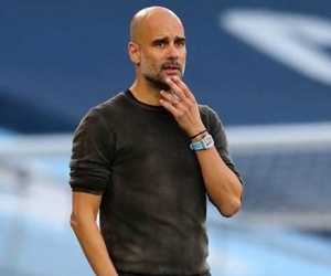 Pep Guardiola làm điều chưa từng thấy trong sự nghiệp