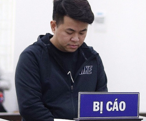 12 năm tù cho cựu cán bộ Công an lừa thuê ô tô bằng thẻ ngành giả