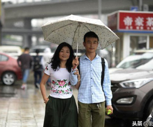 Bà chị U46 lấy chồng 'đáng tuổi con' và chuyện tình như phim Hàn vượt bao sóng gió đến bến bờ hạnh phúc