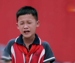 Toán lớp 3: 'Làm sao chia đều 3 quả táo cho 7 người?'
