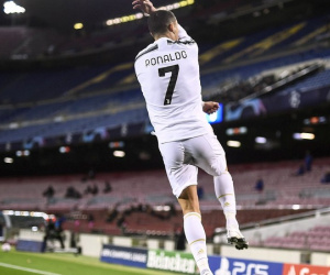 Ronaldo lập cú đúp trong ngày Messi im tiếng, Juventus thắng tưng bừng ngay tại Nou Camp