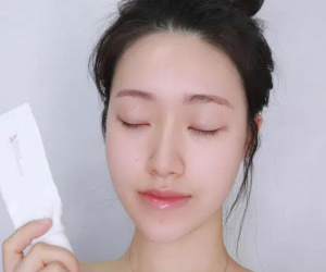Chuyên gia khuyên bạn: Sang năm mới phải bỏ ngay 5 lỗi skincare tệ hại, nếu không da muôn đời chẳng đẹp lên nổi