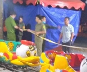 Bé trai 11 tuổi bị điện giật tử vong trong khu vui chơi