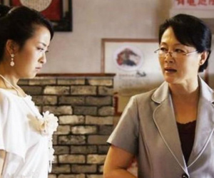 Mẹ chồng trách dâu út 'bố mẹ xây nhà mà đứng ngoài cuộc', song lời đáp trả cao tay của cô khiến bà ngượng mặt, họ hàng tấm tắc khen có hiếu