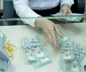 Ngân hàng tung khuyến mãi để thu hút kiều hối dịp cuối năm