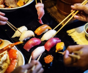 Người trẻ tuổi dễ bị đau dạ dày do ăn 3 món này thường xuyên, không đụng vào thì chẳng lo cơ quan này gặp vấn đề