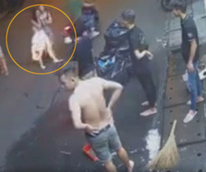 Thanh niên kẹp cổ, đánh cô gái rồi dùng mã tấu doạ chém nhiều người can ngăn ở Sài Gòn