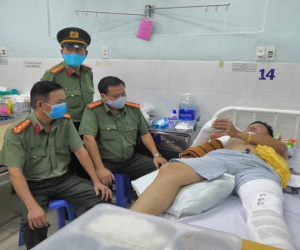 Một tổ trưởng tổ CSGT ở Đồng Nai bị tông gãy tay, chân