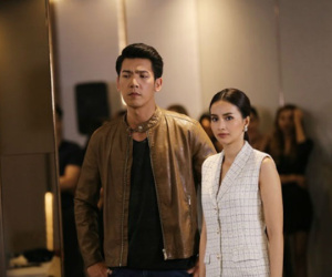 Chồng về bất ngờ lúc 12h đêm thấy vợ đang oằn mình lau dọn 3 tầng nhà, ngay lập tức anh có hành động 'để đời' cùng lời tuyên bố đanh thép khiến cả nhà 'tái mặt'