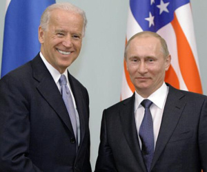 Tổng thống Nga Vladimir Putin chúc mừng ông Joe Biden thắng cử