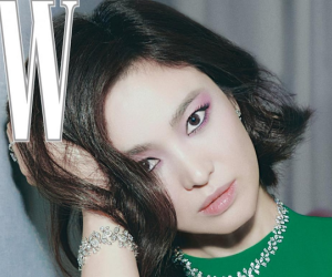 Song Hye Kyo, Jiyeon và Jisoo 'đọ sắc' trên loạt tạp chí lớn số mới