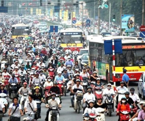 Hà Nội hạn chế nhiều loại phương tiện, nhằm giảm ùn tắc cuối năm