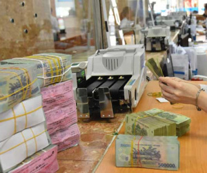 Lãi suất cho vay vẫn cao