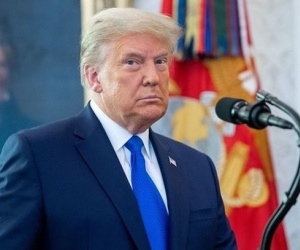 Cuộc đua 'điên cuồng' xin ân xá từ Trump