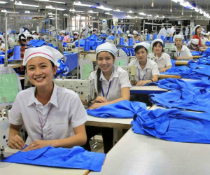 Từ tháng 2/2021, chị em đi làm 'ngày đèn đỏ' sẽ được nhận thêm tiền lương